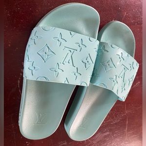 Louis Vuitton slides
